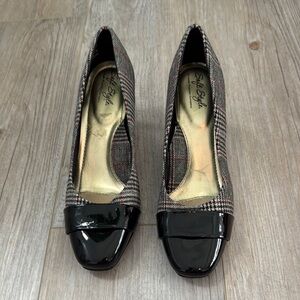 Women's Black and Gray Plaid Heels